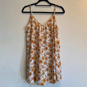 Forever 21 Mini Floral Peach Dress (size small)